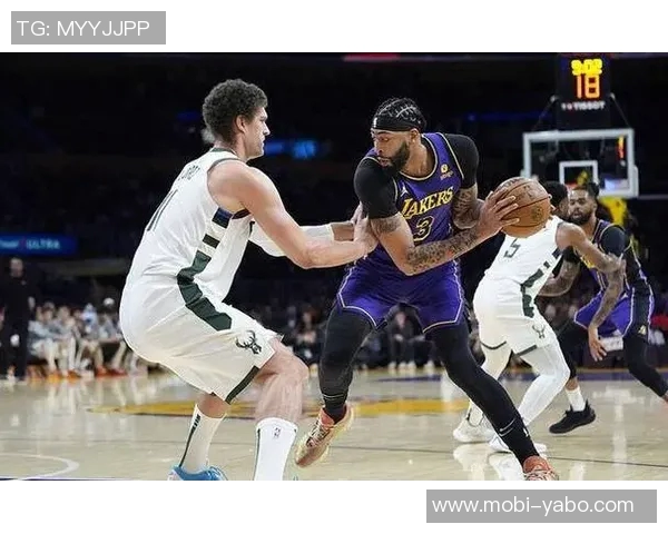 布泽尔儿子狂砍30分14板3助3断1帽上半场表现惊艳引发热议